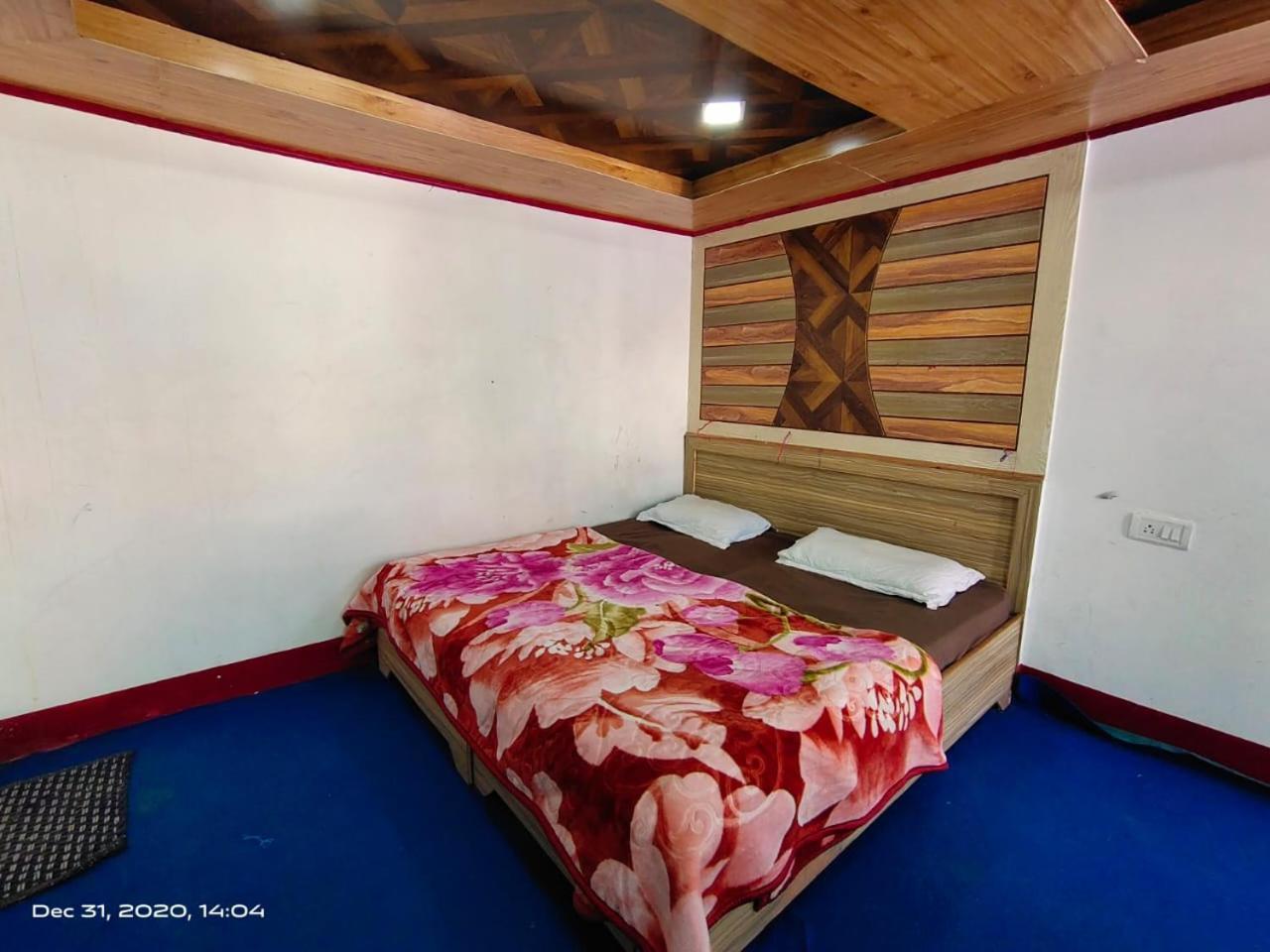 Hotel D Indian Kargil Kültér fotó